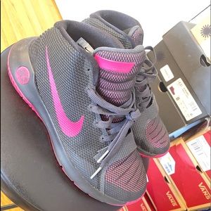 kd basketball sneakers